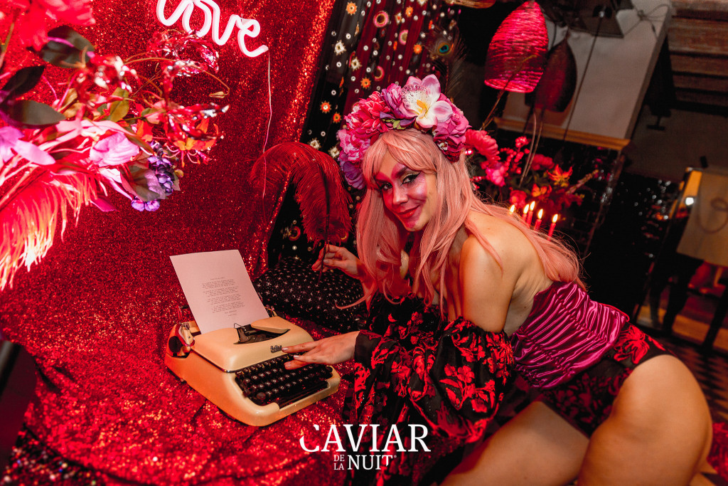 Caviar de la Nuit female sexy dancer boudoir